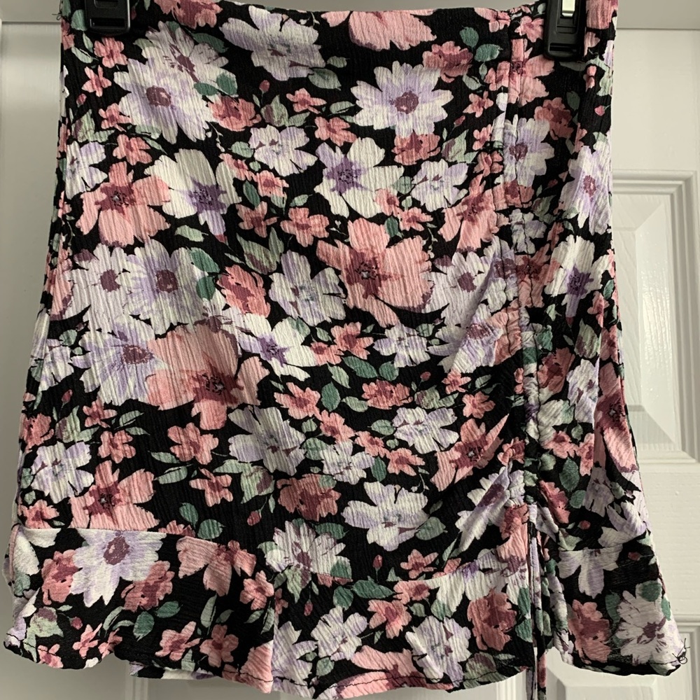 Rewind floral skirt, size M